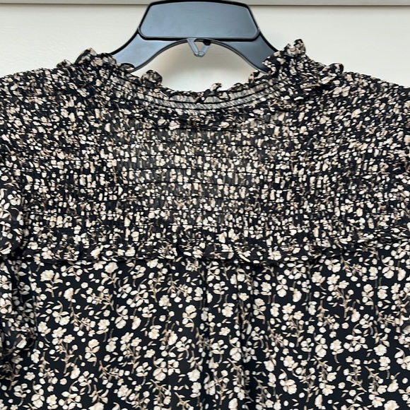 Women’s size small Pleoine multi colored top - Picture 5 of 7